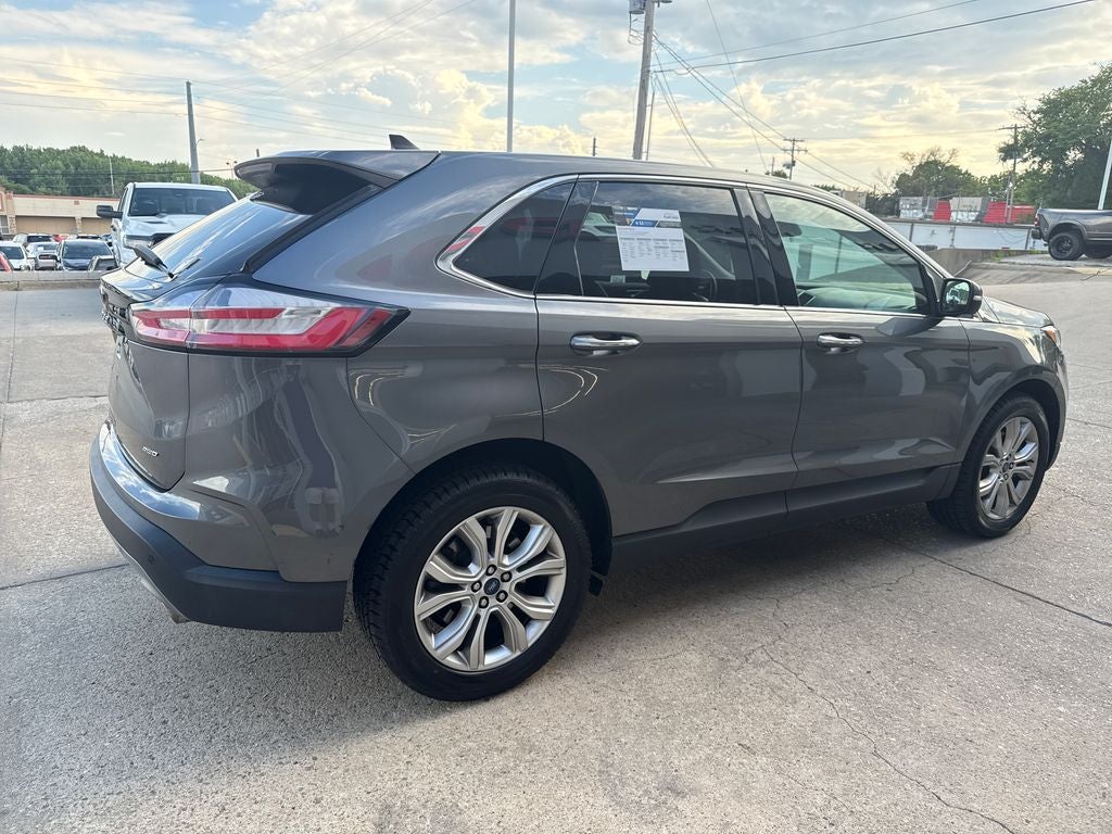 2022 Ford Edge Titanium