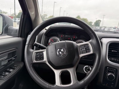 2022 RAM 1500 Classic SLT Crew Cab 4x4 5'7' Box