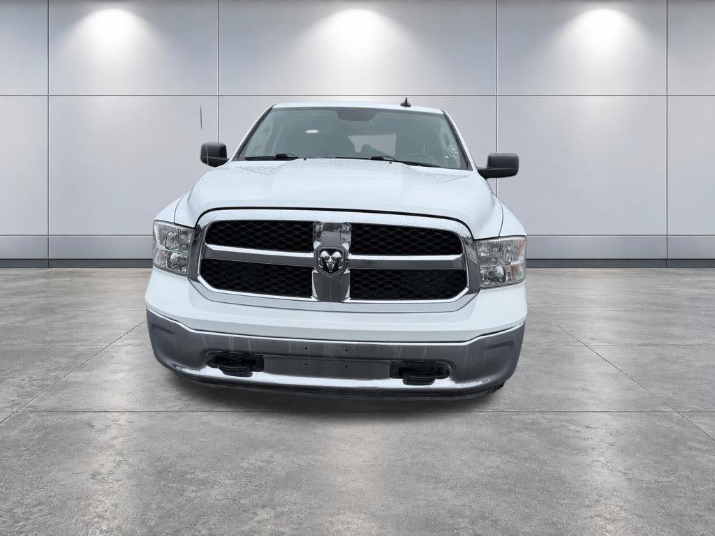 2022 RAM 1500 Classic SLT Crew Cab 4x4 5'7' Box