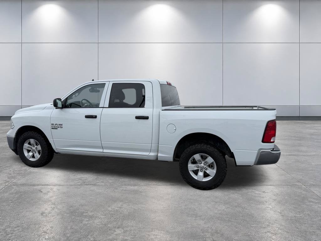2022 RAM 1500 Classic SLT Crew Cab 4x4 5'7' Box