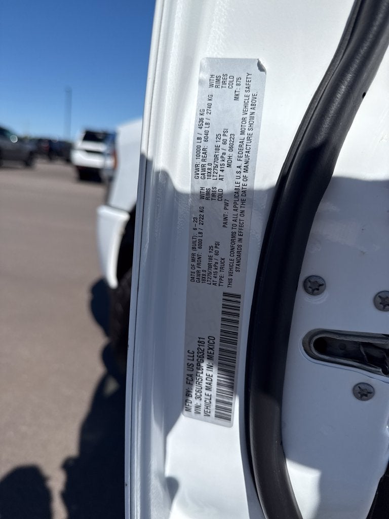 2023 RAM 2500 Laramie Crew Cab 4x4 6'4' Box