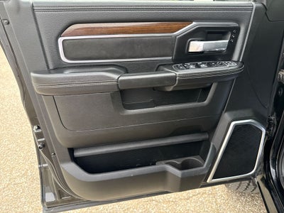 2024 RAM 2500 Laramie Crew Cab 4x4 6'4' Box