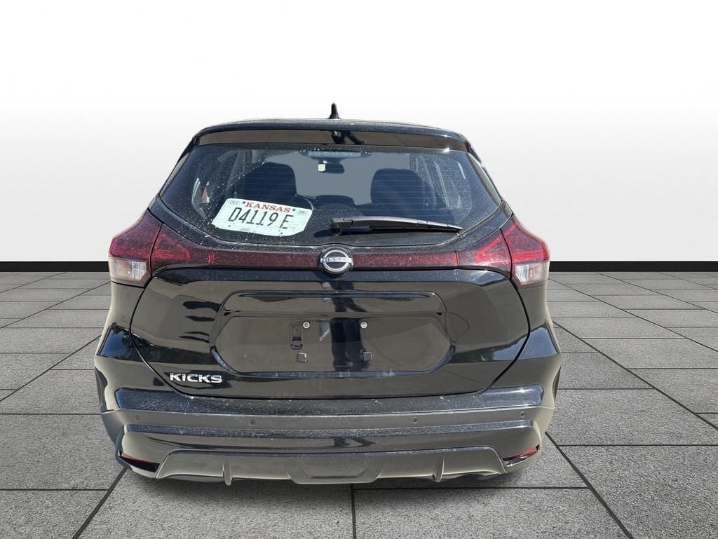 2024 Nissan Kicks S