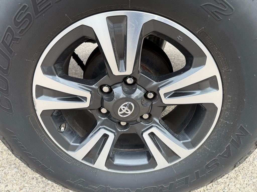 2019 Toyota Tacoma SR5 V6