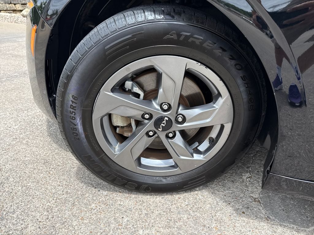 2022 Kia K5 LXS