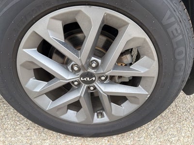 2023 Kia Telluride LX