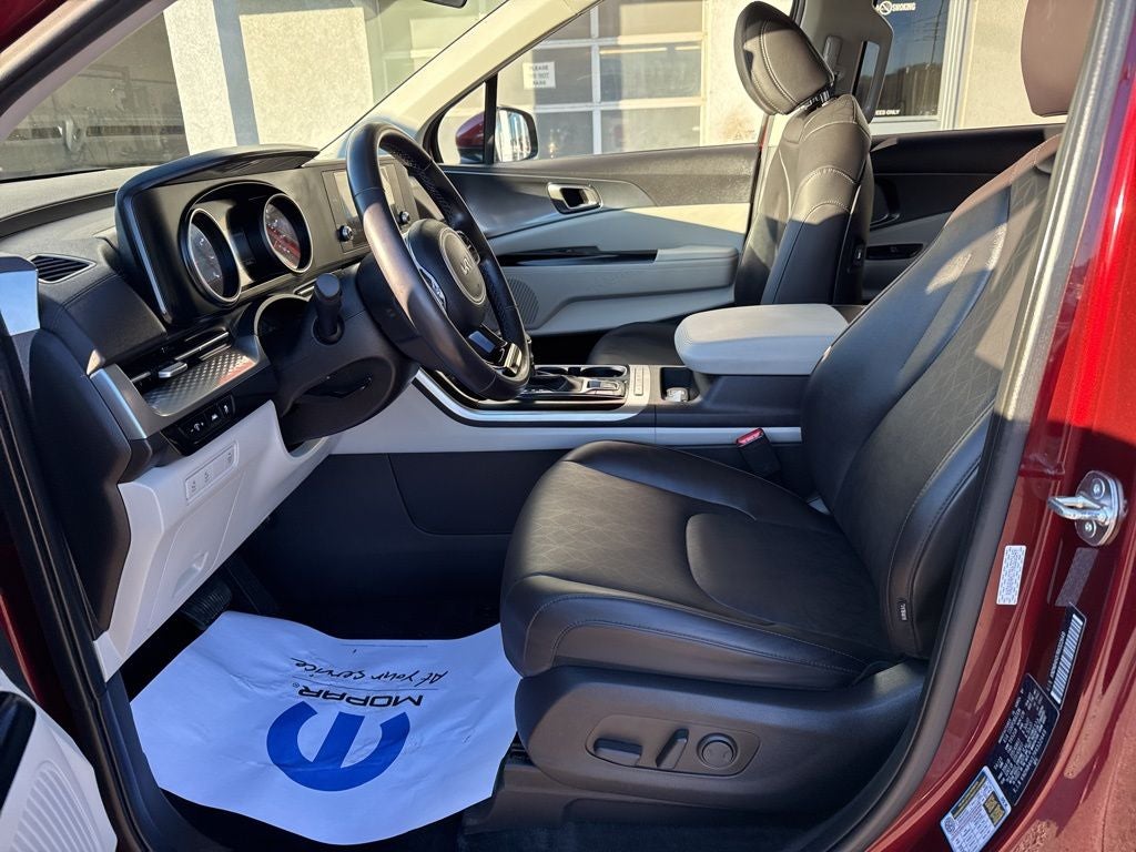 2024 Kia Carnival MPV LX Seat Package