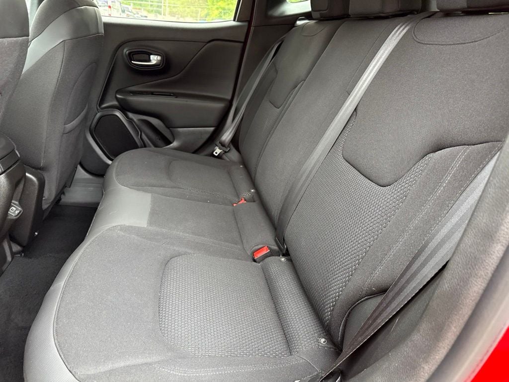 2020 Jeep Renegade Altitude FWD