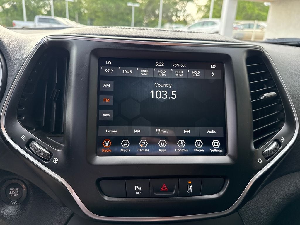 2022 Jeep Cherokee Latitude Lux