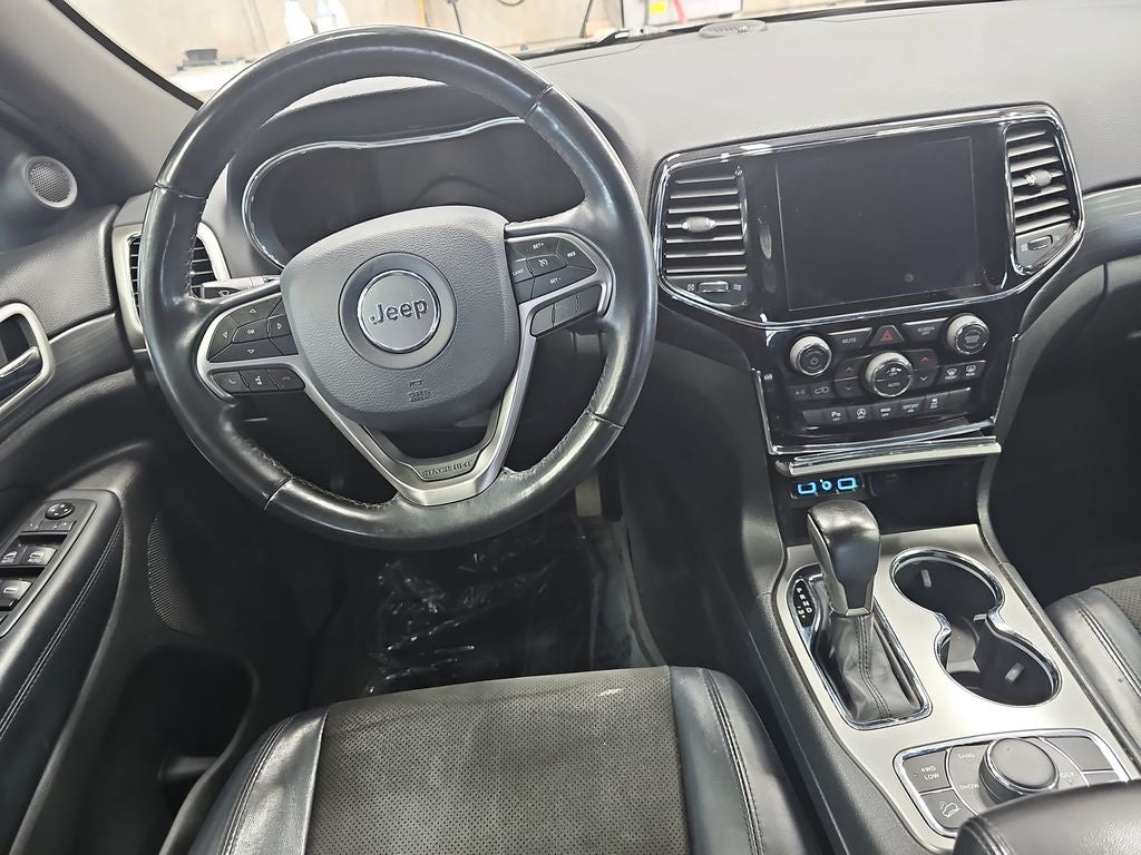 2020 Jeep Grand Cherokee Laredo
