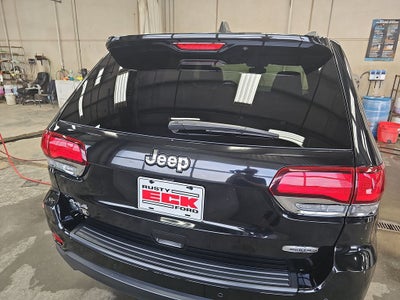 2020 Jeep Grand Cherokee Laredo
