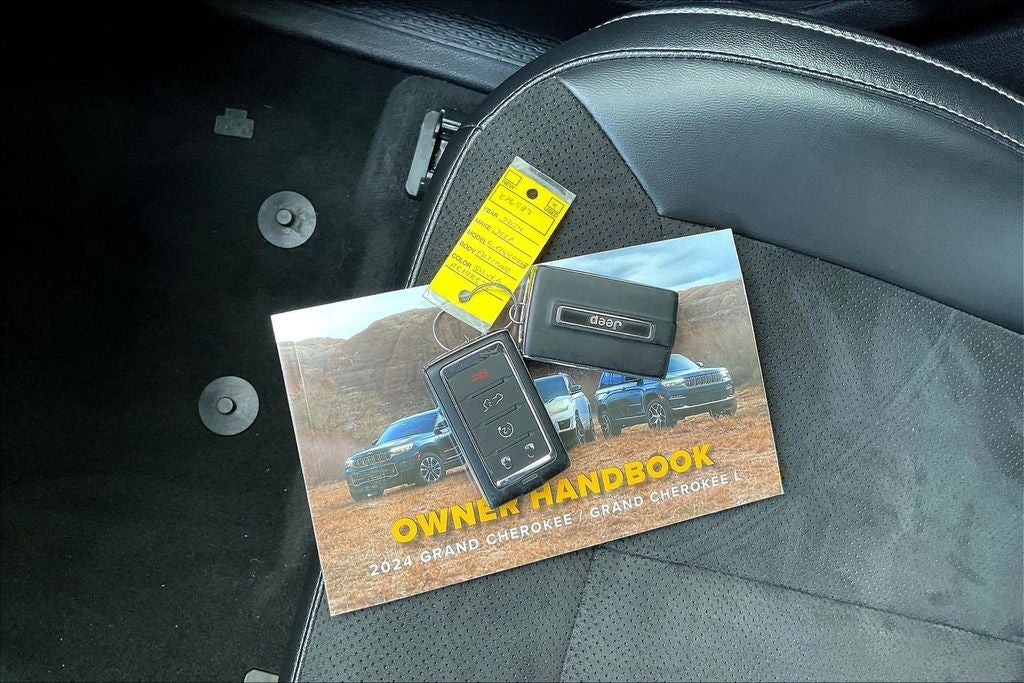 2024 Jeep Grand Cherokee Altitude