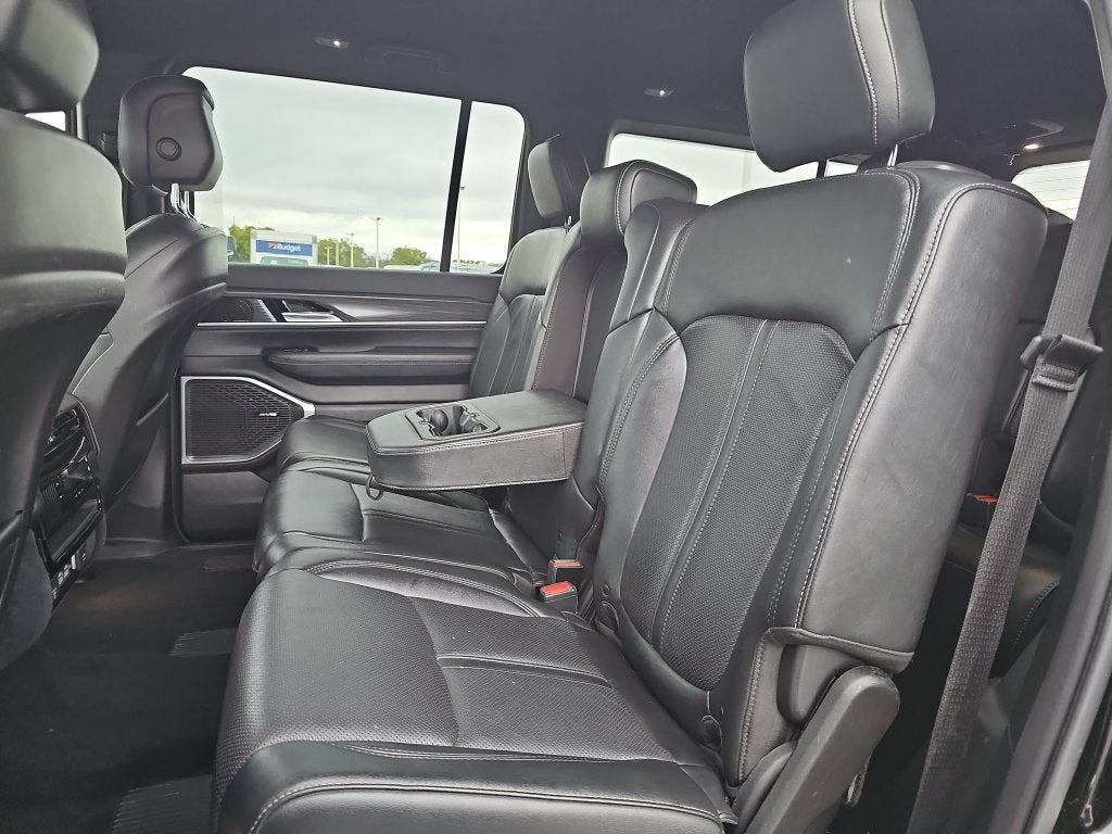 2023 Jeep Wagoneer Series II