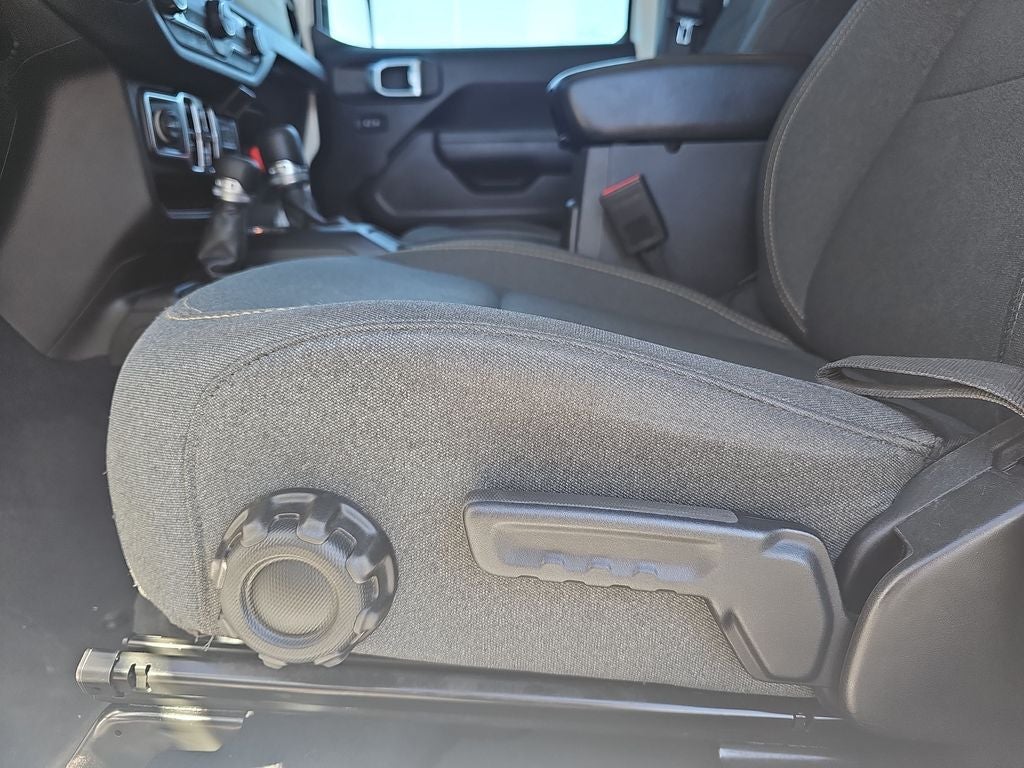 2025 Jeep Gladiator Sport S