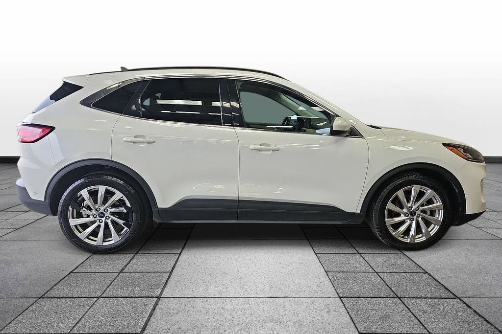 2021 Ford Escape Hybrid Titanium