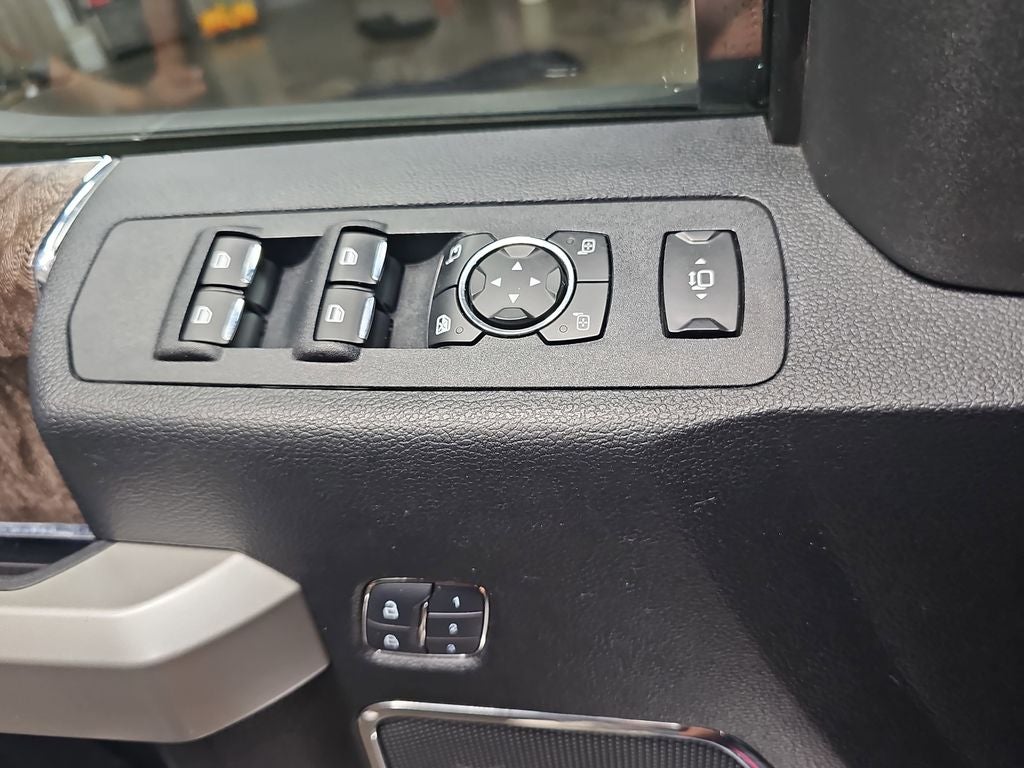 2018 Ford F-350SD Lariat