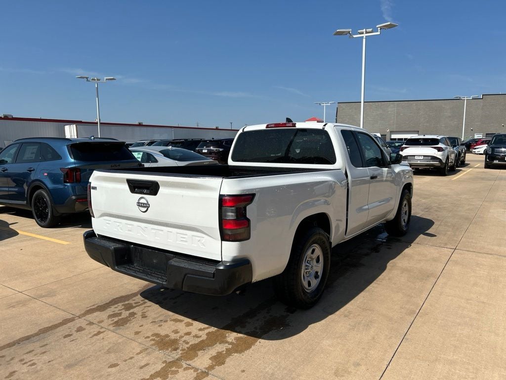 2023 Nissan Frontier S
