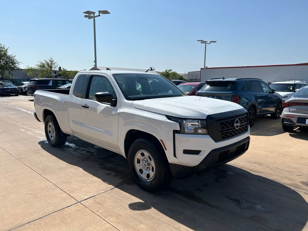 2023 Nissan Frontier S