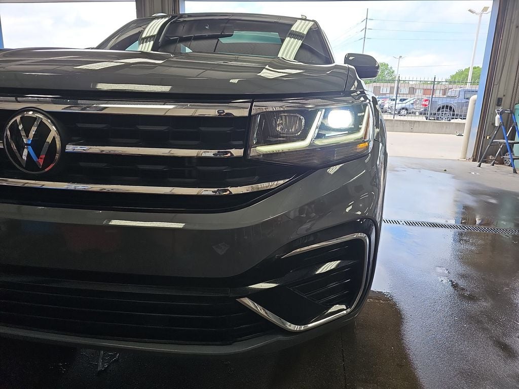 2022 Volkswagen Atlas Cross Sport 3.6L V6 SEL R-Line