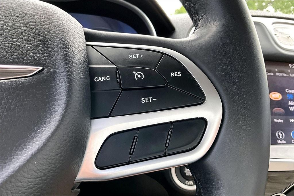 2018 Chrysler 300 Touring