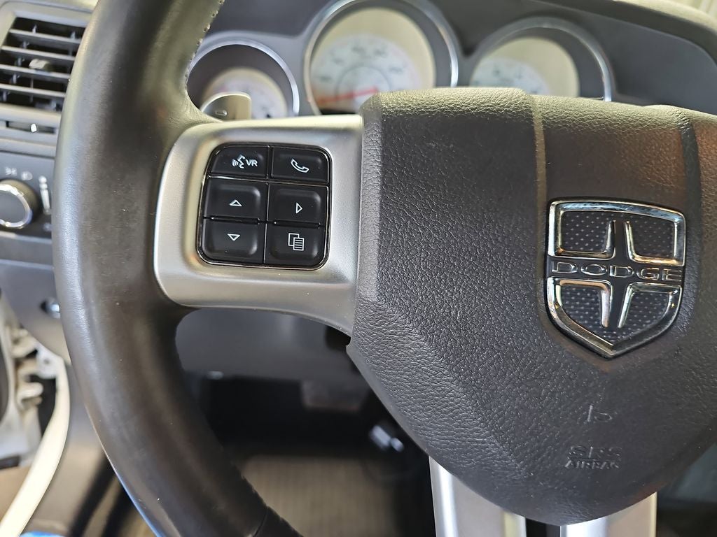 2013 Dodge Challenger SXT