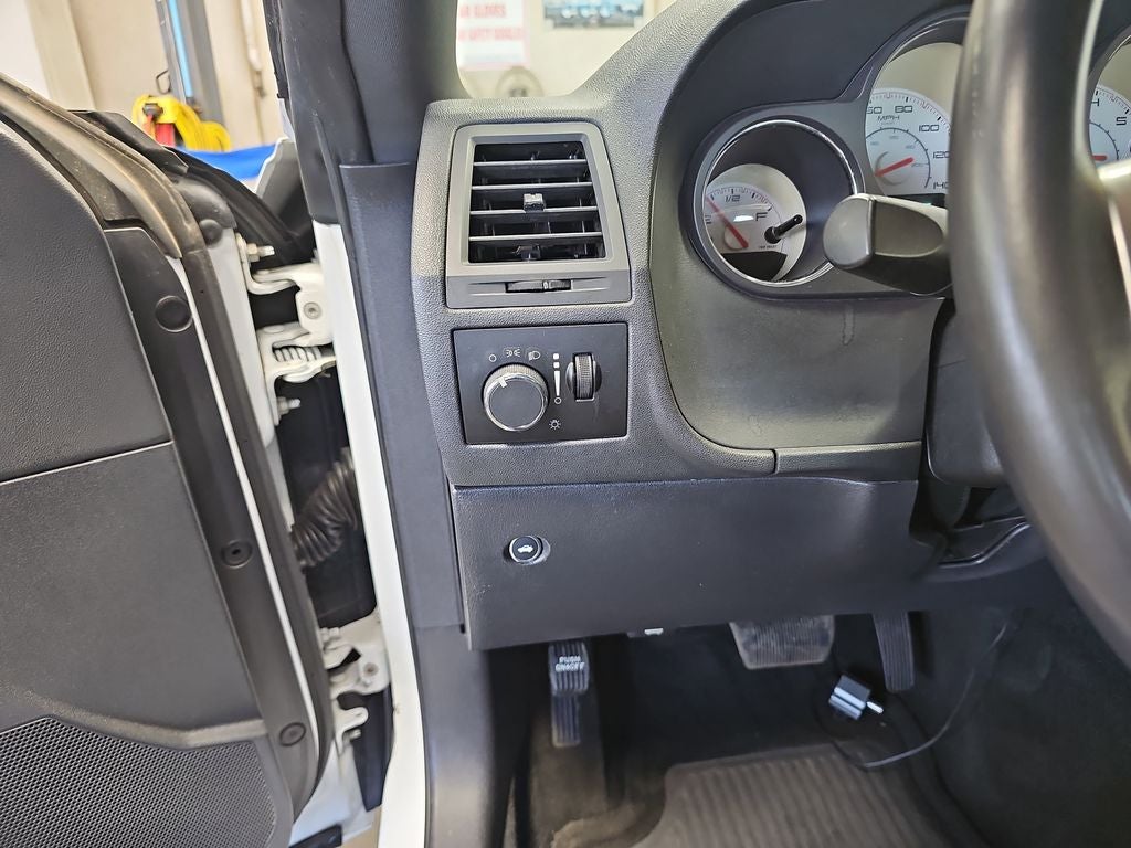 2013 Dodge Challenger SXT