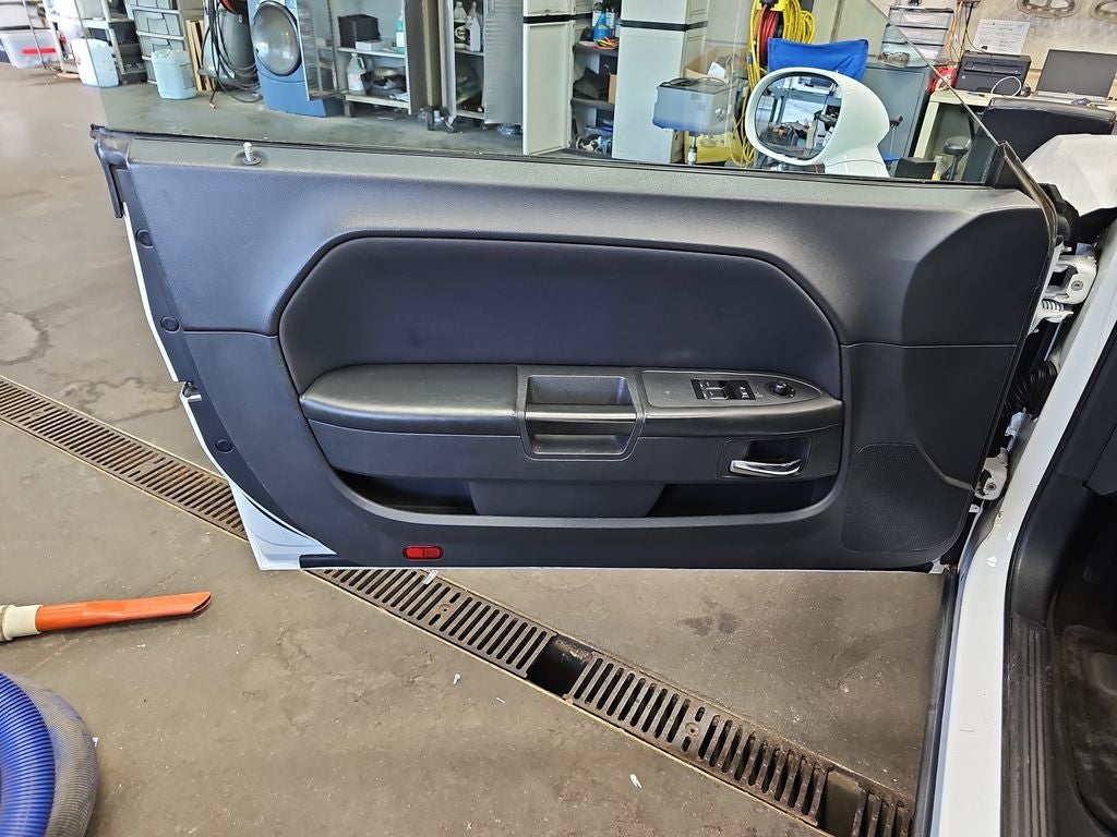 2013 Dodge Challenger SXT