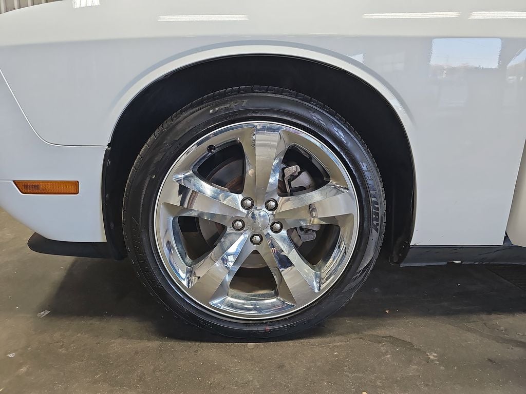 2013 Dodge Challenger SXT