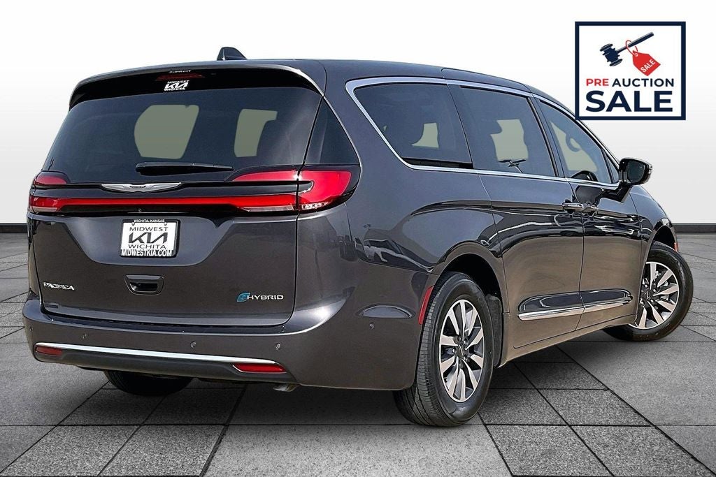2023 Chrysler Pacifica Hybrid Limited