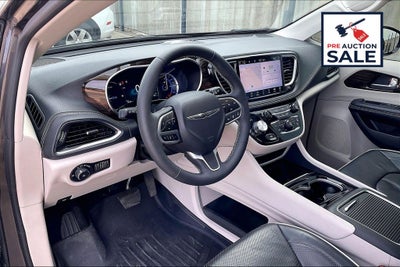 2023 Chrysler Pacifica Hybrid Limited