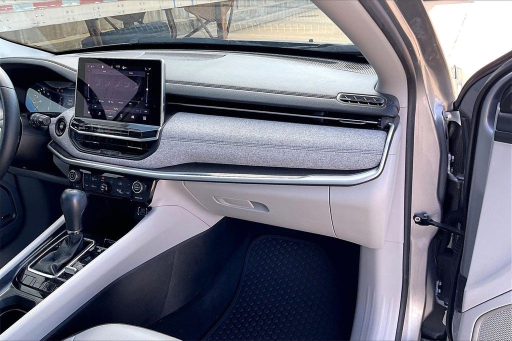 2022 Jeep Compass Altitude