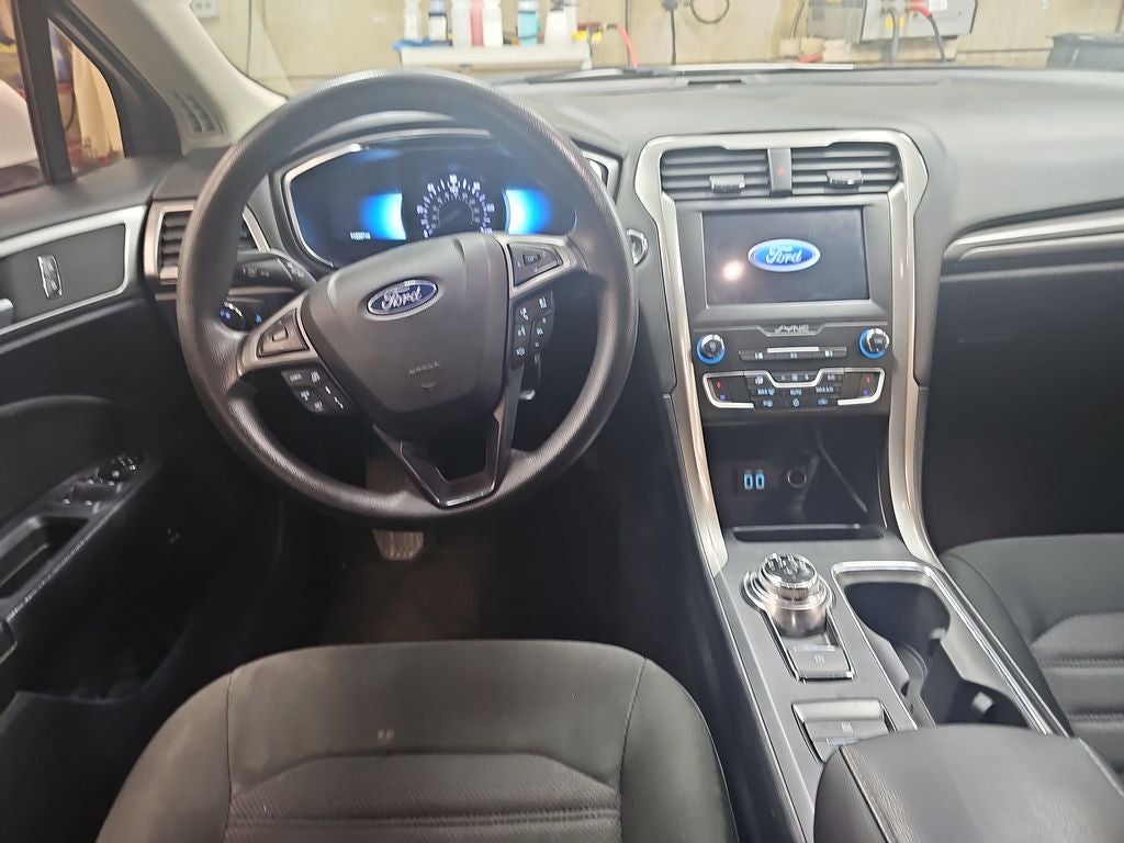 2020 Ford Fusion Hybrid SE