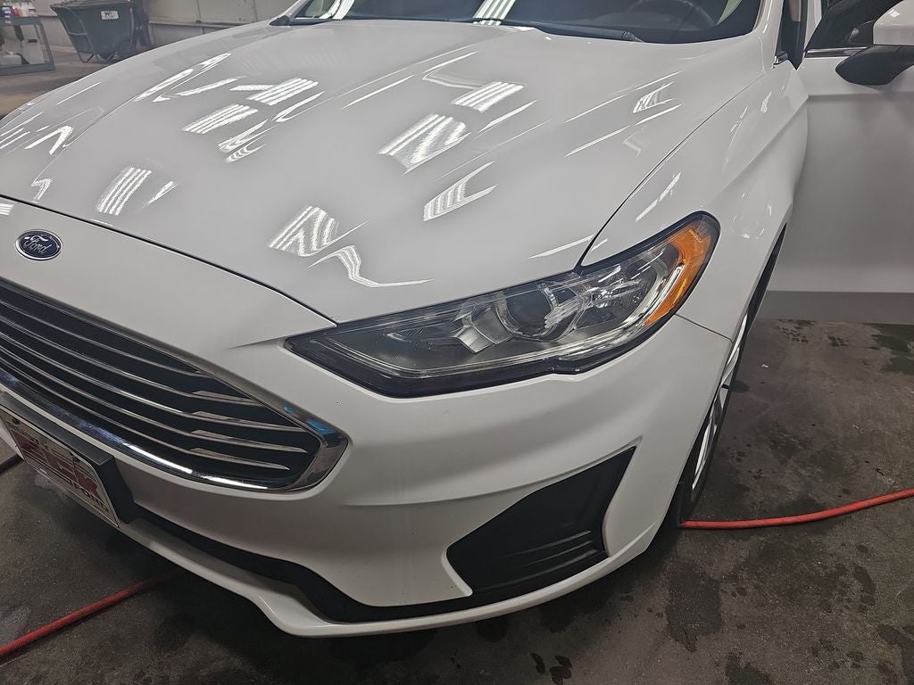 2020 Ford Fusion Hybrid SE