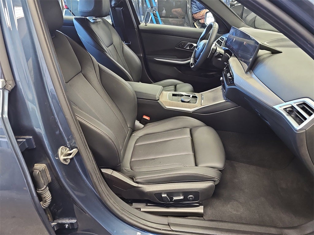 2025 BMW 3 Series 330i xDrive