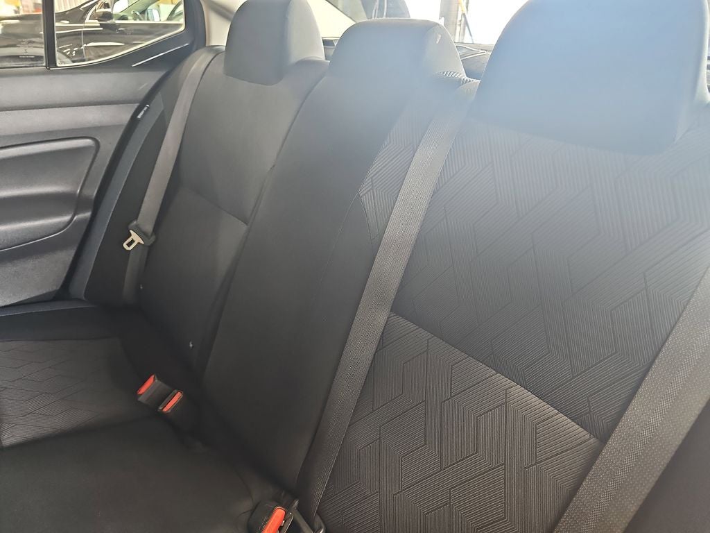 2023 Nissan Versa 1.6 SV