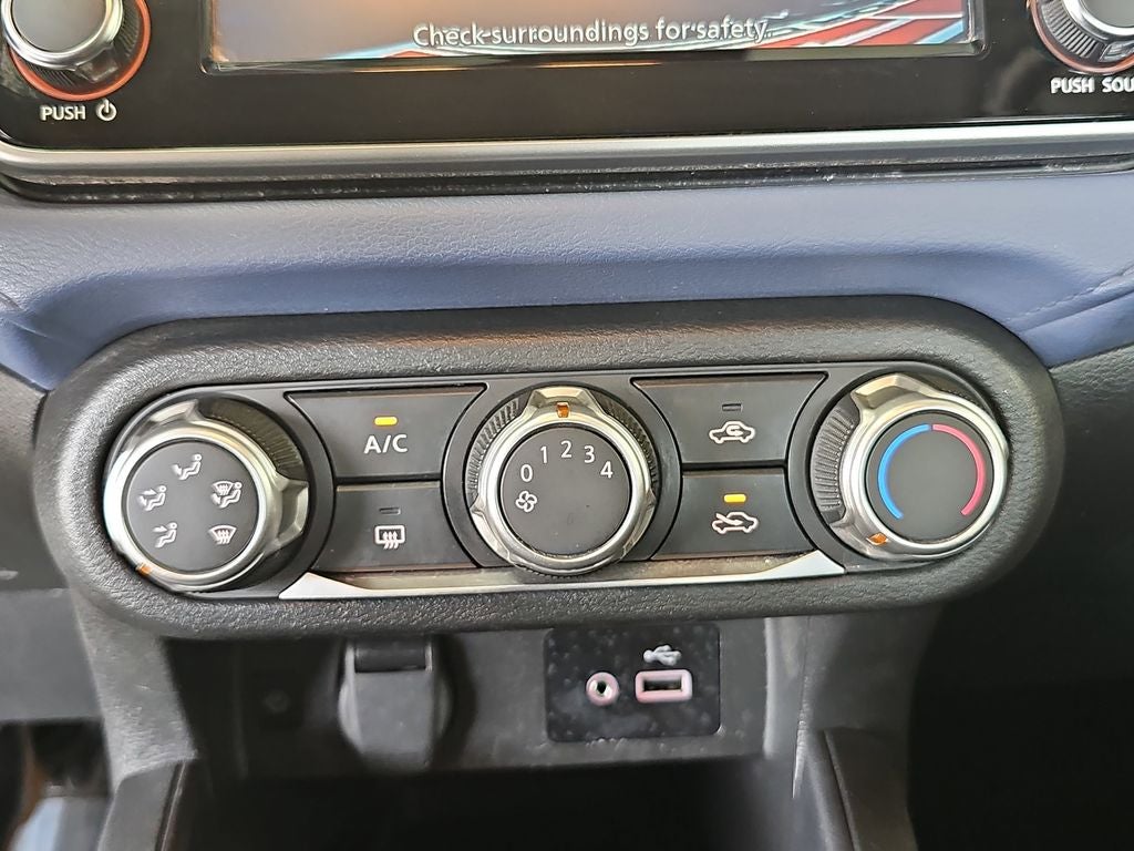 2023 Nissan Versa 1.6 SV
