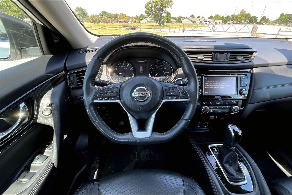 2017 Nissan Rogue SL