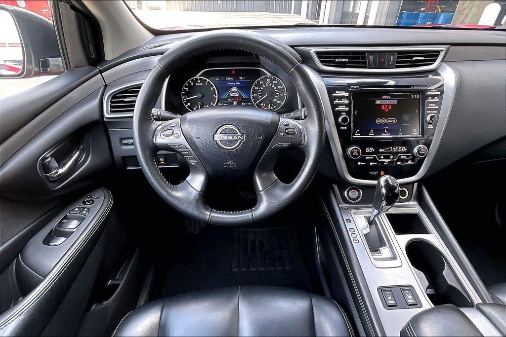 2023 Nissan Murano SV