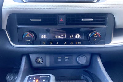 2025 Nissan Rogue SV