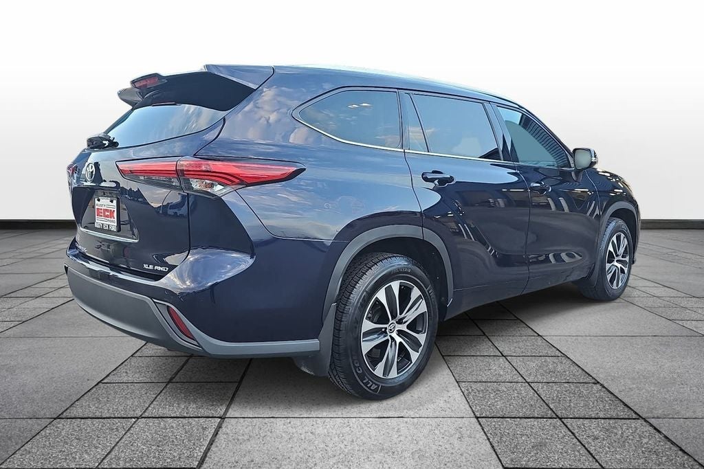 2022 Toyota Highlander XLE