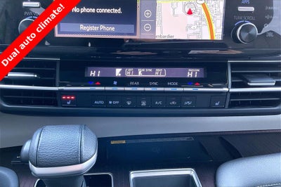 2022 Toyota Sienna XLE 8 Passenger