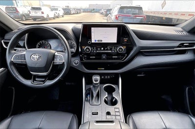 2023 Toyota Highlander XSE
