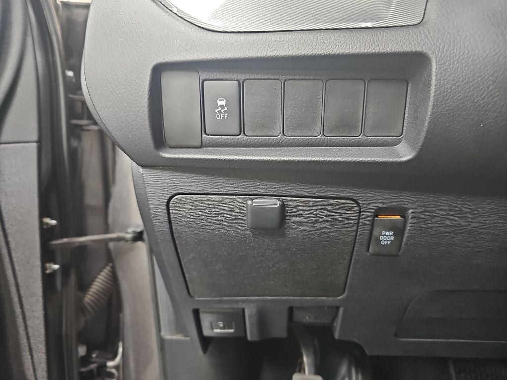 2018 Toyota Sienna SE 8 Passenger