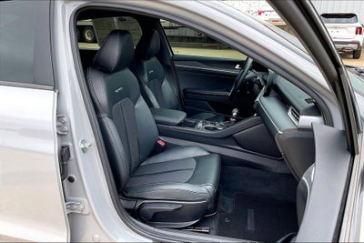 2022 Kia K5 GT-Line