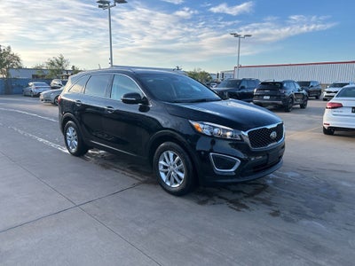 2017 Kia Sorento LX