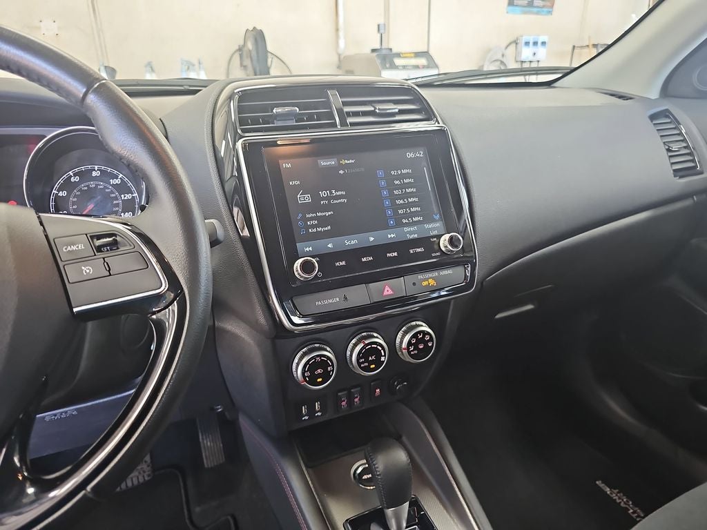 2025 Mitsubishi Outlander Sport 2.0 ES