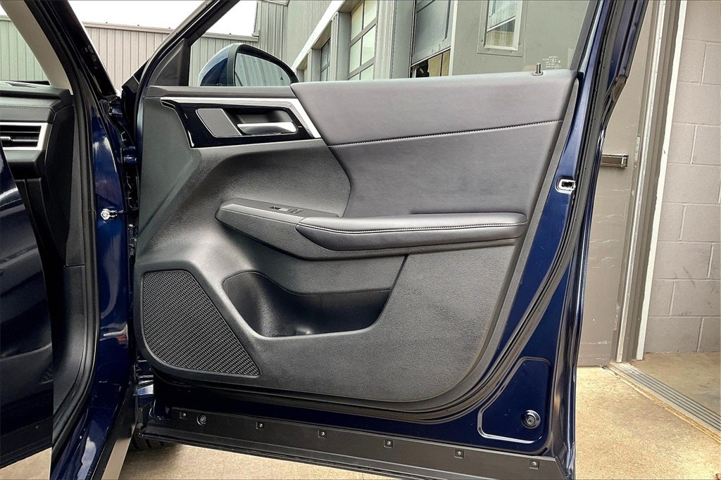 2024 Mitsubishi Outlander SE Black Edition