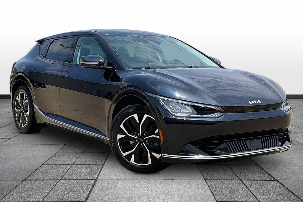 Used 2022 Kia EV6 Wind with VIN KNDC3DLC9N5070625 for sale in Wichita, KS