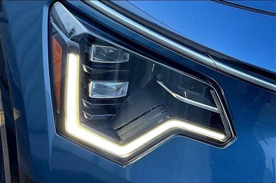 2023 Kia Niro Plug-In Hybrid SX