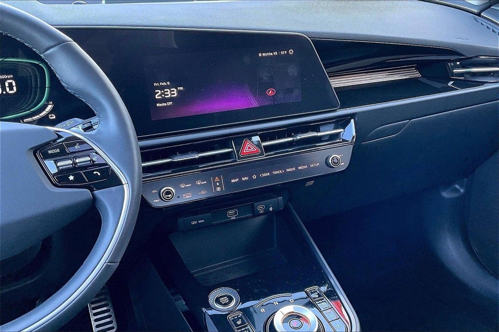 2023 Kia Niro Plug-In Hybrid SX